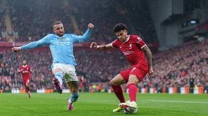 每体：利物浦要价至少8200万欧元，巴萨想签迪亚斯极其困难