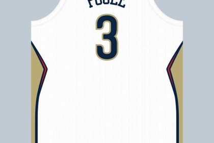 直接继承球衣号码普尔在鹈鹕将穿回3号 此前属于交易他的CJ